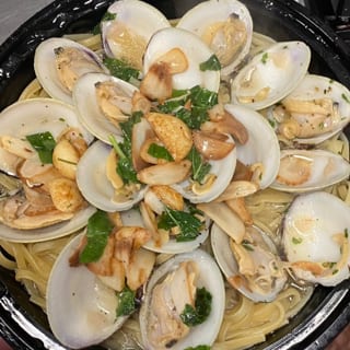 Linguine with Shrimp or Clams