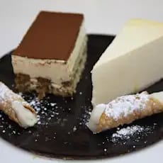Mini Cannoli.