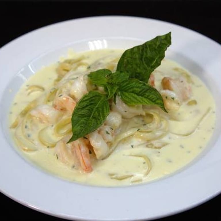 Fettuccine Alfredo Delight