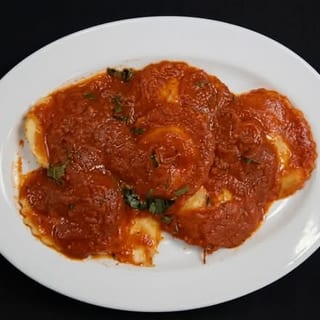 Baked Ravioli with Tomato Sauce