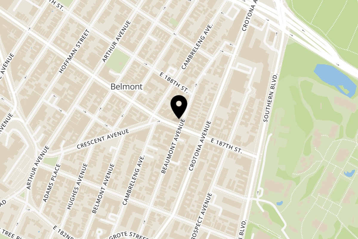 Map showing the location of Mario's Pizza & Italian Homemade Cuisine East 187th St on 699 E 187th Street in Bronx